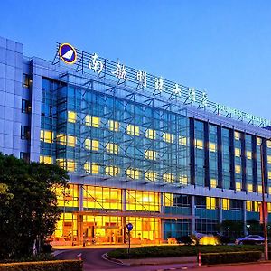 Shanghai Southern Airlines Pearl Hotel Exterior photo